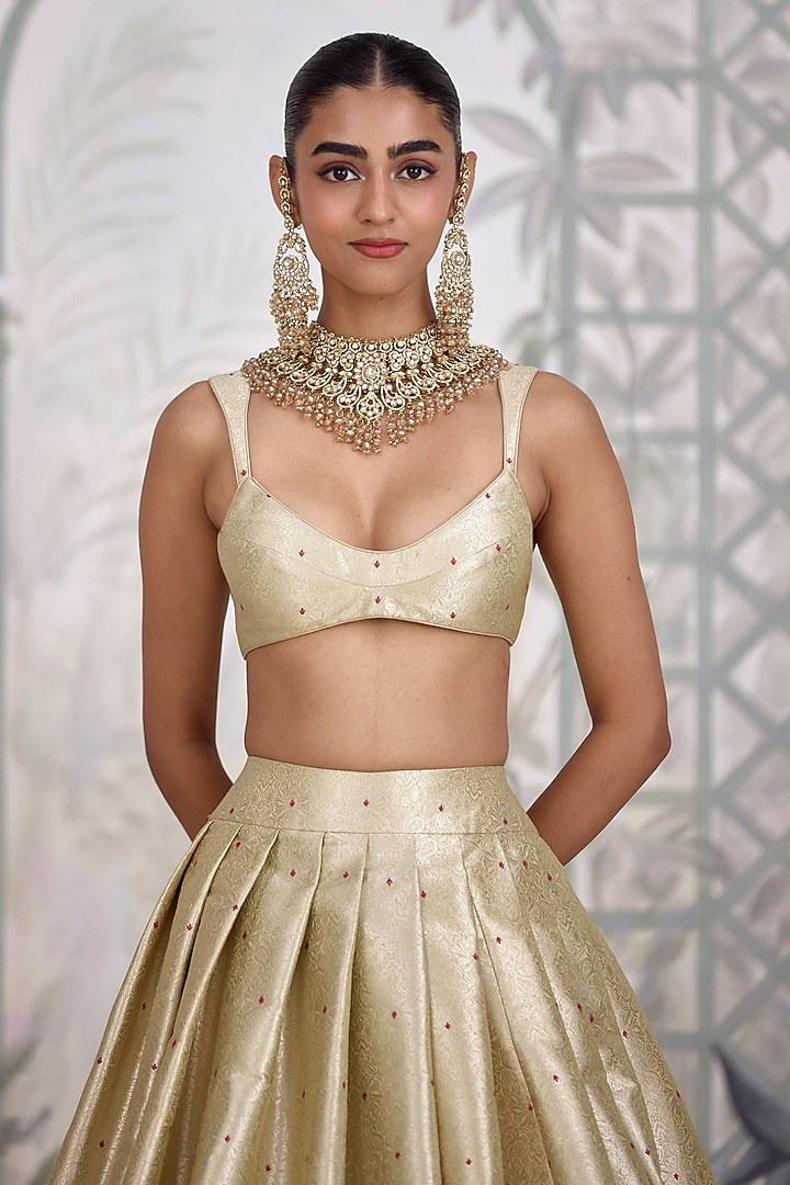Gold Banarasi Silk Brocade Pleated Wedding Lehenga Set by Shyam Narayan Prasad at Pernia's Pop Up Shop
