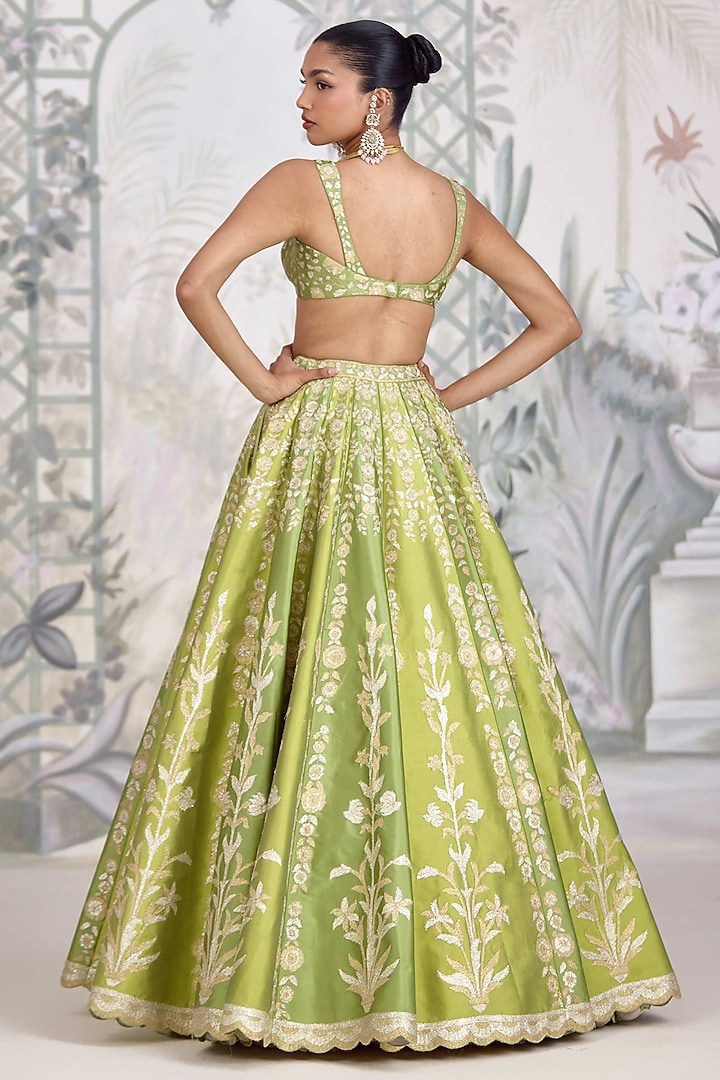 Green Raw Silk Applique Thread Embroidered Wedding Lehenga Set by Shyam Narayan Prasad at Pernia's Pop Up Shop