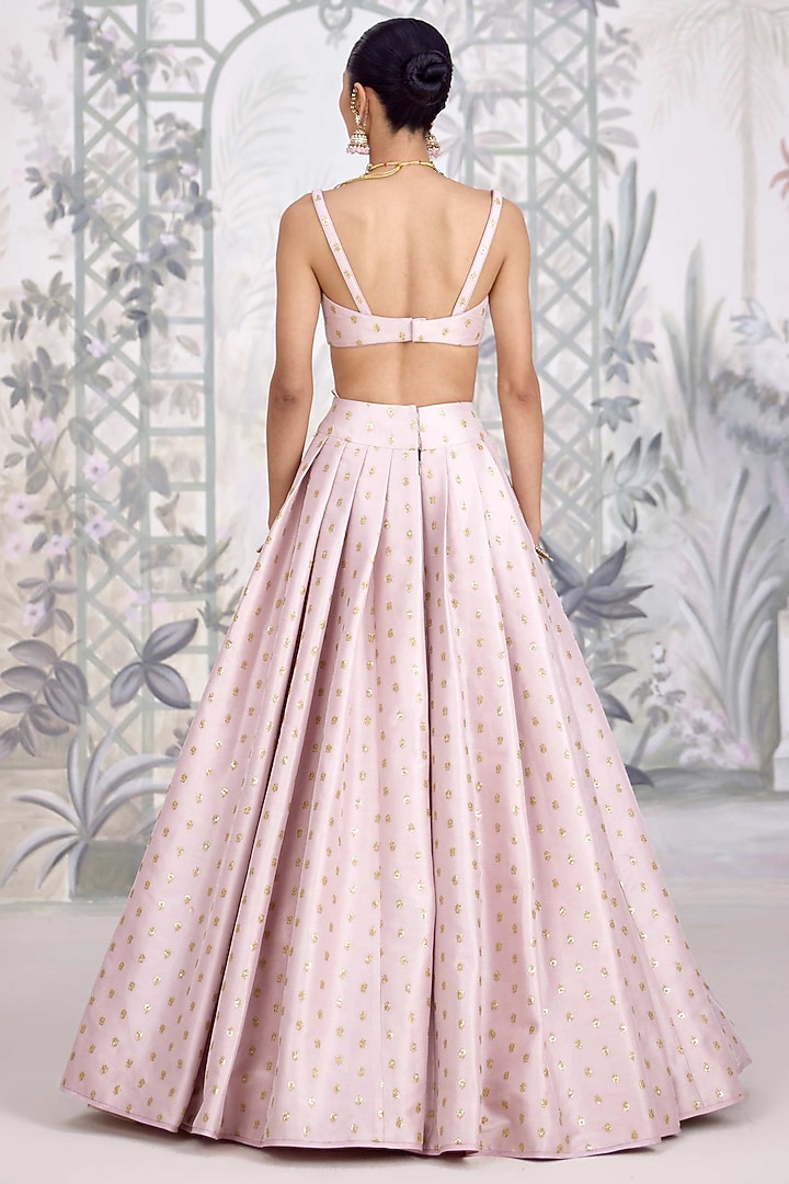 Lavender Mist Banarasi Silk Brocade Pleated Wedding Lehenga Set by Shyam Narayan Prasad at Pernia's Pop Up Shop