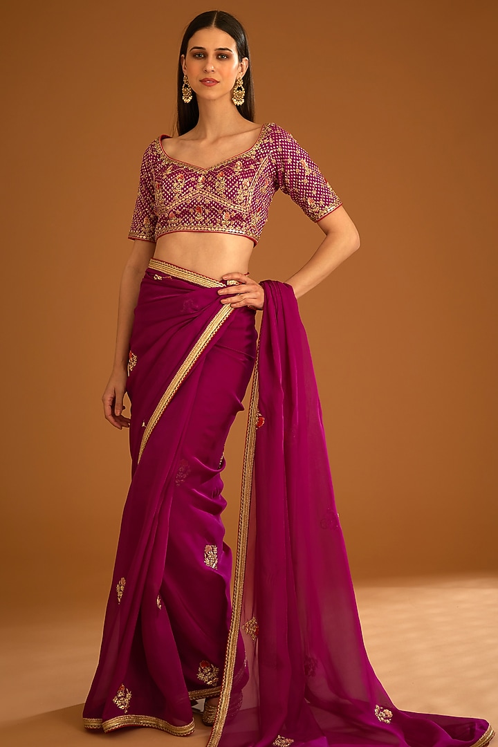 Raspberry Pink Flat Chiffon Embroidered Wedding Saree Set by Shyam Narayan Prasad at Pernia's Pop Up Shop