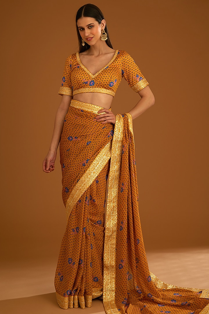 Mustard Yellow Flat Chiffon Printed Wedding Saree Set by Shyam Narayan Prasad at Pernia's Pop Up Shop