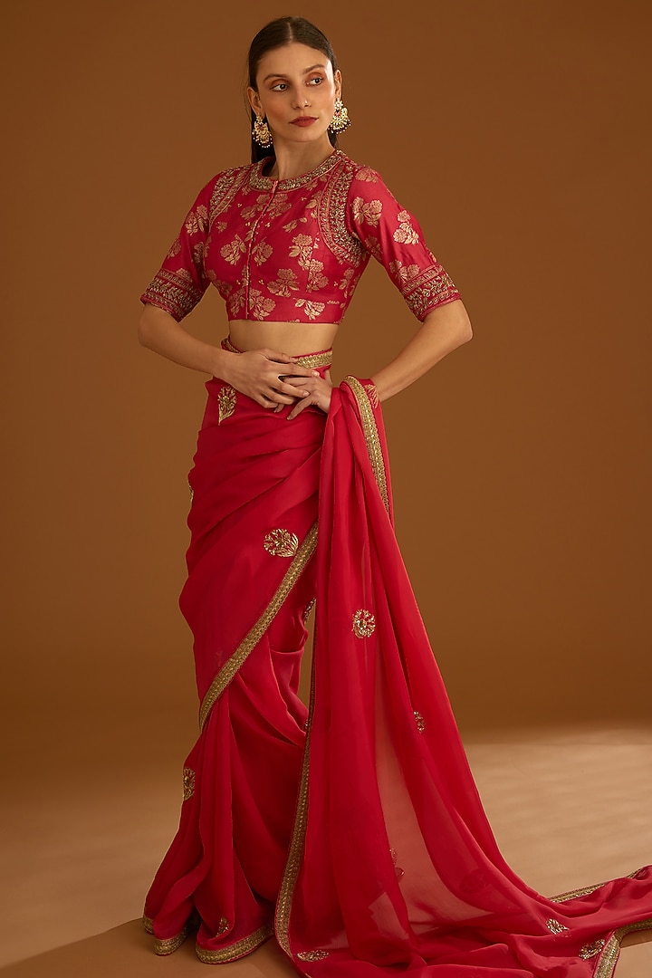 Cranberry Pink Flat Chiffon Embroidered Wedding Saree Set by Shyam Narayan Prasad at Pernia's Pop Up Shop