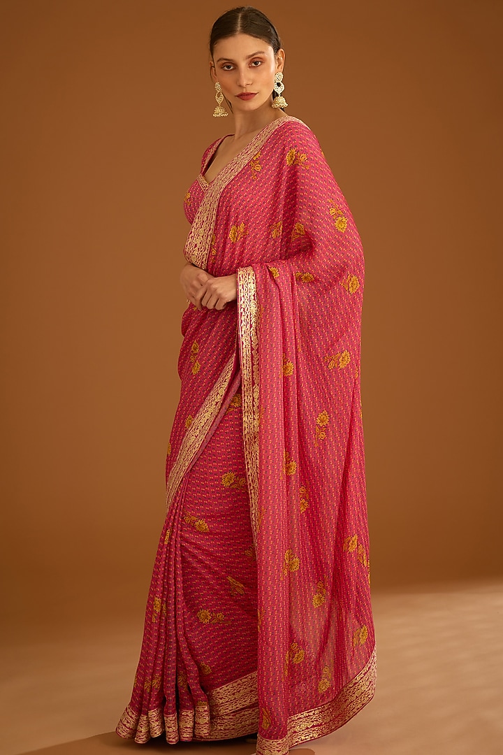 Fuchsia Pink Flat Chiffon Printed Wedding Saree Set by Shyam Narayan Prasad at Pernia's Pop Up Shop