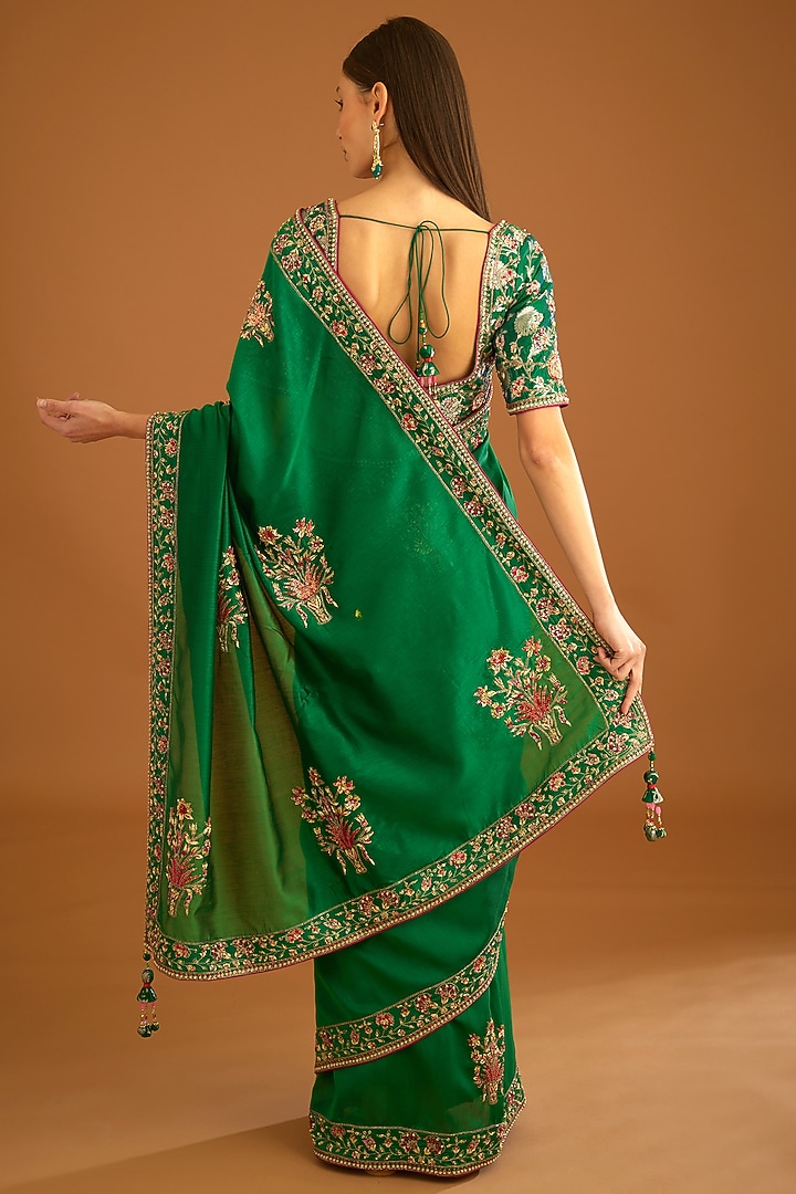Alpine Green Silk Chanderi Embroidered Wedding Saree Set by Shyam Narayan Prasad at Pernia's Pop Up Shop