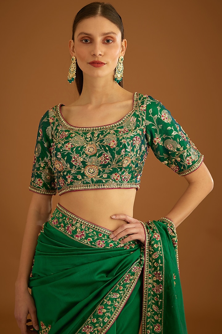 Alpine Green Silk Chanderi Embroidered Wedding Saree Set by Shyam Narayan Prasad at Pernia's Pop Up Shop