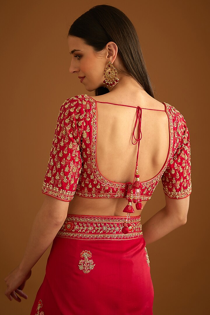 Barberry Red Silk Chanderi Embroidered Wedding Saree Set by Shyam Narayan Prasad at Pernia's Pop Up Shop