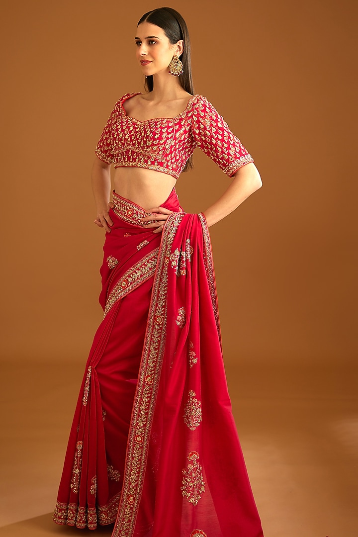 Barberry Red Silk Chanderi Embroidered Wedding Saree Set by Shyam Narayan Prasad at Pernia's Pop Up Shop