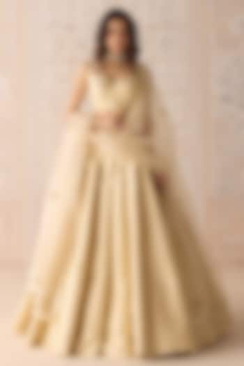 Ivory Brocade Pleated Wedding Lehenga Set by Shyam Narayan Prasad at Pernia's Pop Up Shop