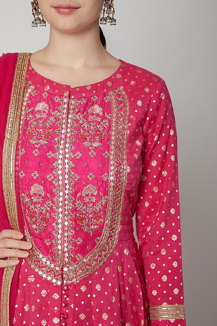 Dark Pink Embroidered Party Wear Anarkali Set by Shyam Narayan Prasad at Pernia's Pop Up Shop