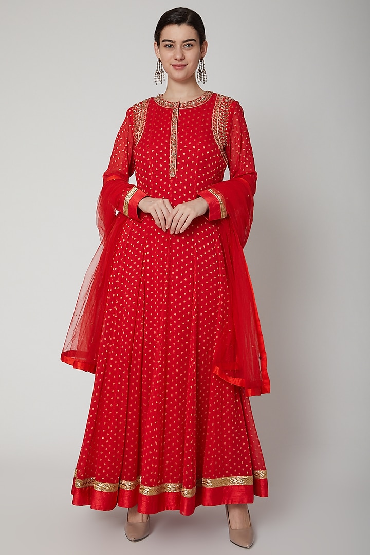 Red Embroidered Anarkali Set by Shyam Narayan Prasad