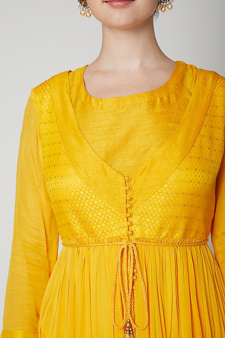 Yellow Brocade Angrakha Set by Shyam Narayan Prasad at Pernia's Pop Up Shop
