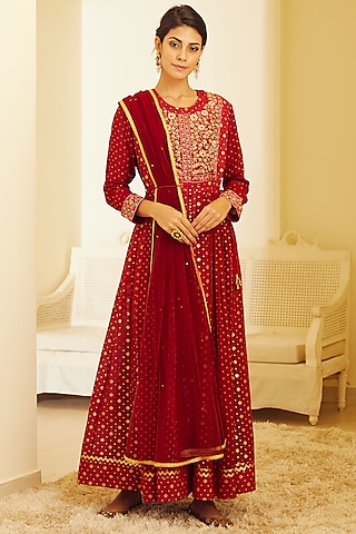 Maroon Embroidered Anarkali Set by Shyam Narayan Prasad