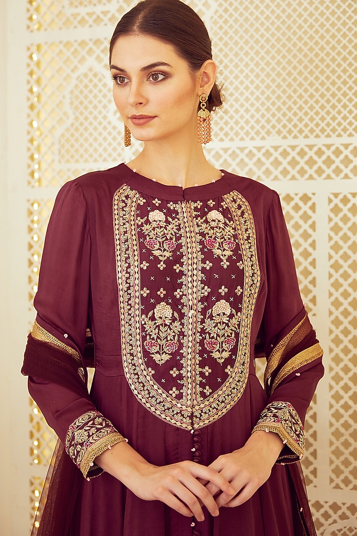 Wine Embroidered Wedding Anarkali Set by Shyam Narayan Prasad at Pernia's Pop Up Shop