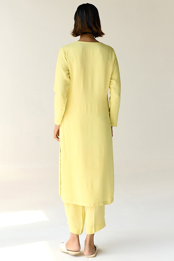 Custard Yellow Georgette Hand Embroidered Kurta Set by Shyam Narayan Prasad at Pernia's Pop Up Shop