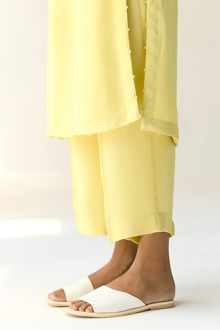 Custard Yellow Georgette Hand Embroidered Kurta Set by Shyam Narayan Prasad at Pernia's Pop Up Shop