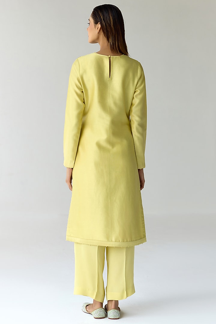 Custard Yellow Georgette Hand Embroidered Kurta Set by Shyam Narayan Prasad at Pernia's Pop Up Shop