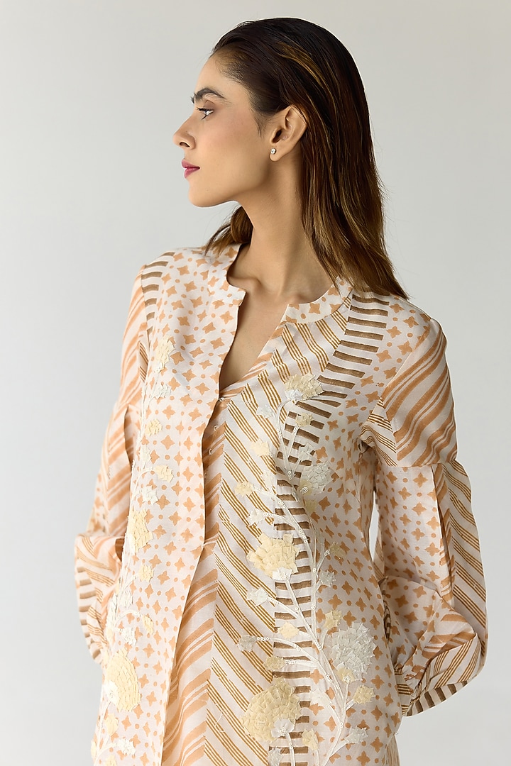 Almond White Chanderi Hand Block Printed & Embroidered Kurta Set by Shyam Narayan Prasad at Pernia's Pop Up Shop