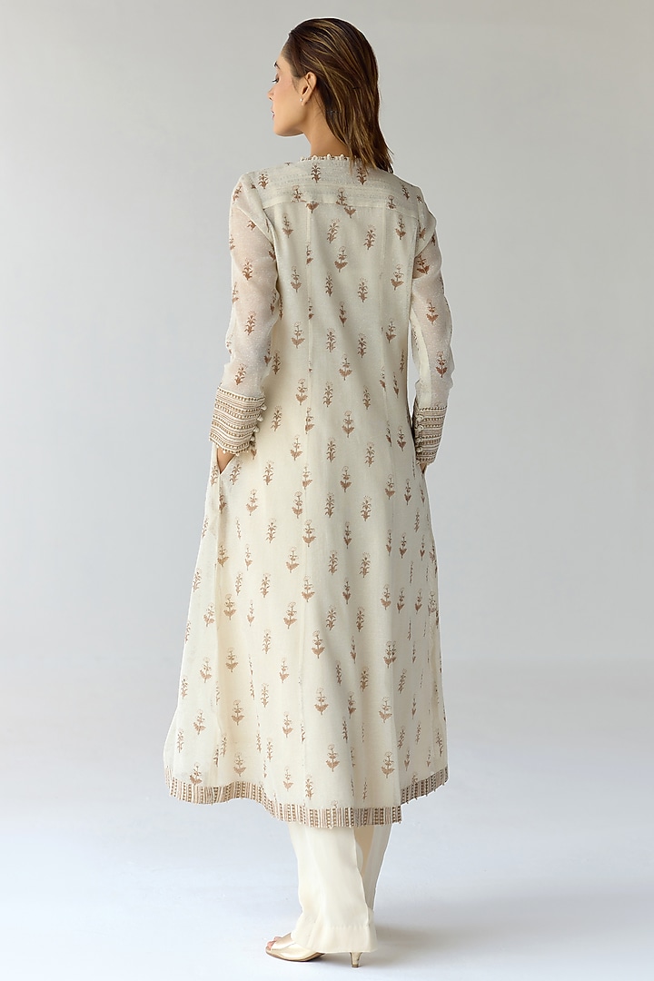 Antique White Georgette Hand Block Printed & Embroidered Kurta Set by Shyam Narayan Prasad at Pernia's Pop Up Shop
