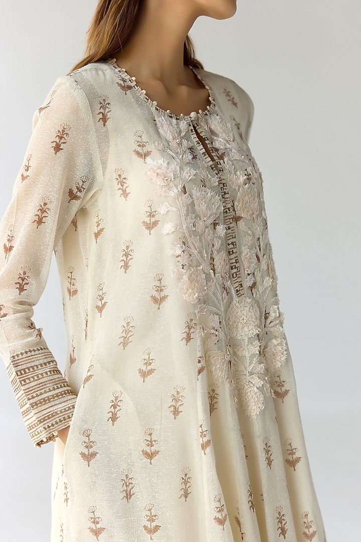 Antique White Georgette Hand Block Printed & Embroidered Kurta Set by Shyam Narayan Prasad at Pernia's Pop Up Shop