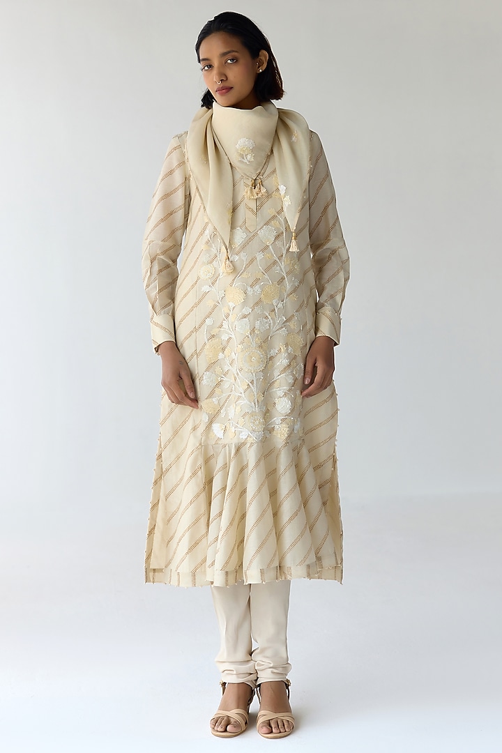 Cloud Cream Chanderi Hand Block Printed & Embroidered Kurta Set by Shyam Narayan Prasad at Pernia's Pop Up Shop