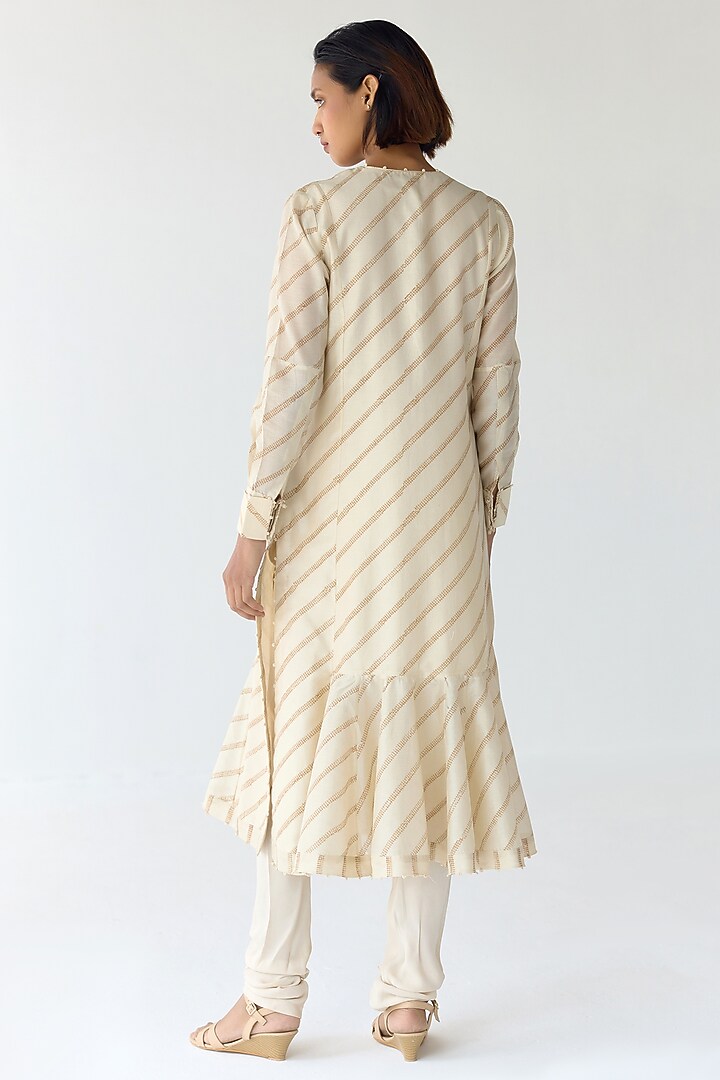 Cloud Cream Chanderi Hand Block Printed & Embroidered Kurta Set by Shyam Narayan Prasad at Pernia's Pop Up Shop