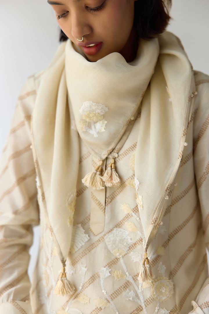 Cloud Cream Chanderi Hand Block Printed & Embroidered Kurta Set by Shyam Narayan Prasad at Pernia's Pop Up Shop