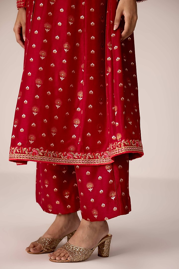 Maroon Silk Brocade Thread Embroidered Flared Kurta Set by Shyam Narayan Prasad at Pernia's Pop Up Shop