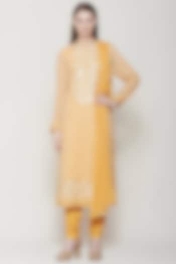 Light Orange Embroidered Kurta Set by Shyam Narayan Prasad at Pernia's Pop Up Shop