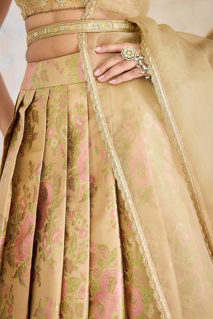 Gold Brocade Zardosi Embroidered Wedding Lehenga Set by Shyam Narayan Prasad at Pernia's Pop Up Shop