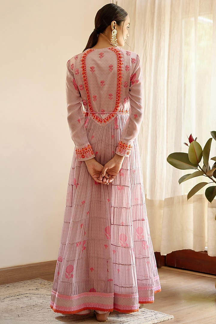 Lavender Embroidered Wedding Anarkali Set by Shyam Narayan Prasad at Pernia's Pop Up Shop