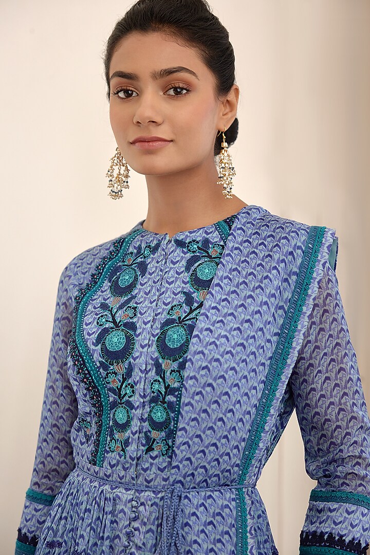 Blue Embroidered Wedding Anarkali Set by Shyam Narayan Prasad at Pernia's Pop Up Shop