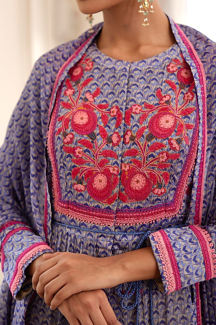Blue Embroidered Wedding Anarkali Set by Shyam Narayan Prasad at Pernia's Pop Up Shop