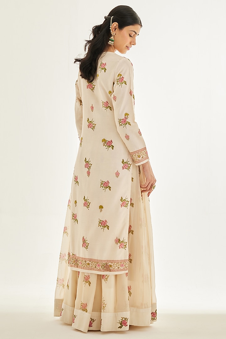 Papyrus White Printed & Embroidered Kurta Set by Shyam Narayan Prasad at Pernia's Pop Up Shop