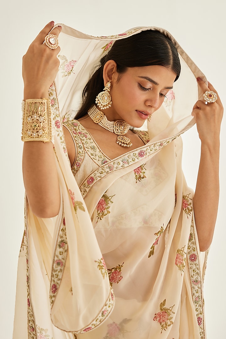 Papyrus White Organza Embroidered Wedding Saree Set by Shyam Narayan Prasad at Pernia's Pop Up Shop