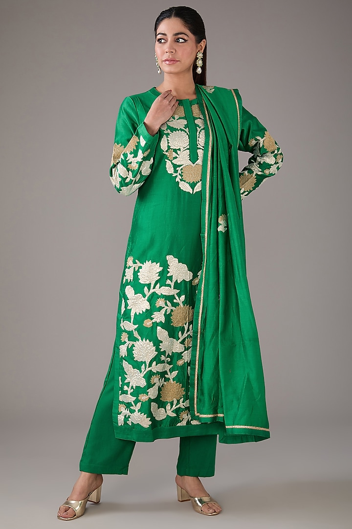 Green Silk Chanderi Applique Embroidered Kurta Set by Shyam Narayan Prasad at Pernia's Pop Up Shop