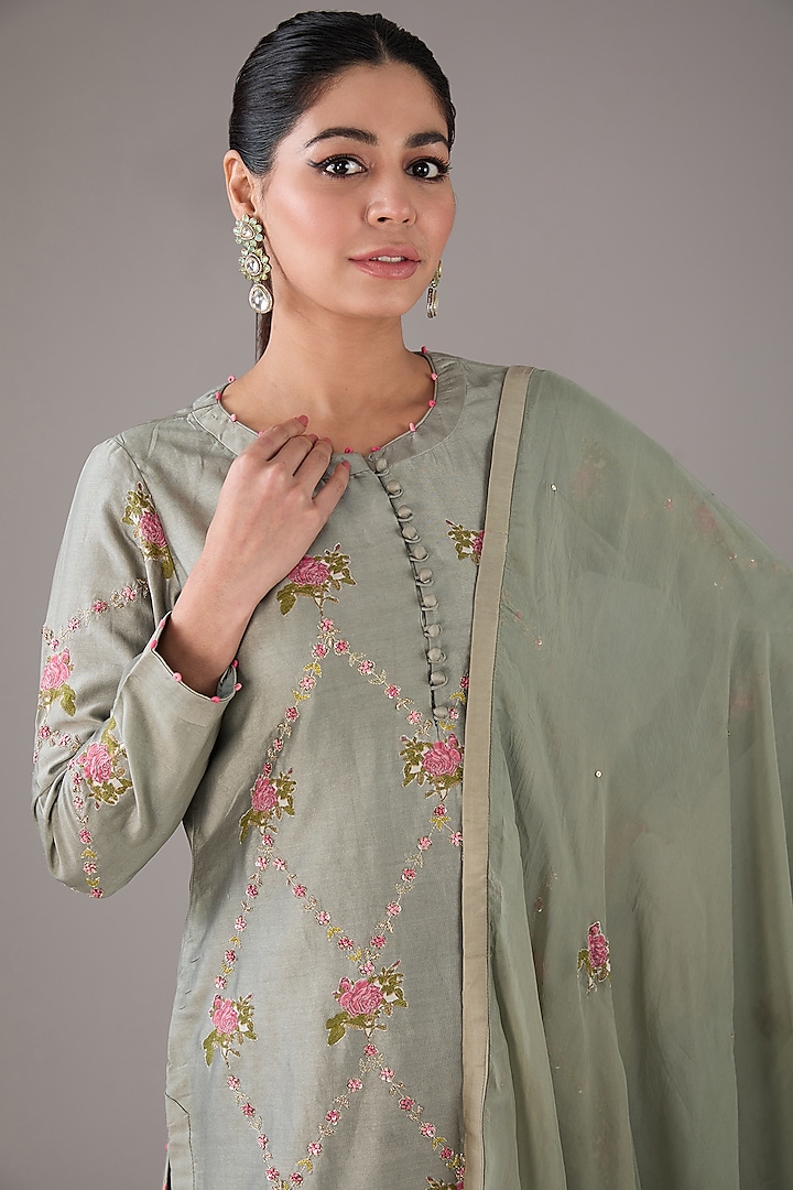 Basil Green Silk Chanderi Hand-Block Printed & Zardosi Embroidered Kurta Set by Shyam Narayan Prasad at Pernia's Pop Up Shop
