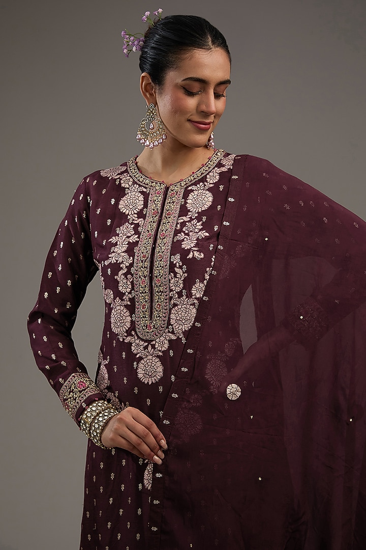 Wine Silk Brocade Zardosi Embroidered Kurta Set by Shyam Narayan Prasad at Pernia's Pop Up Shop
