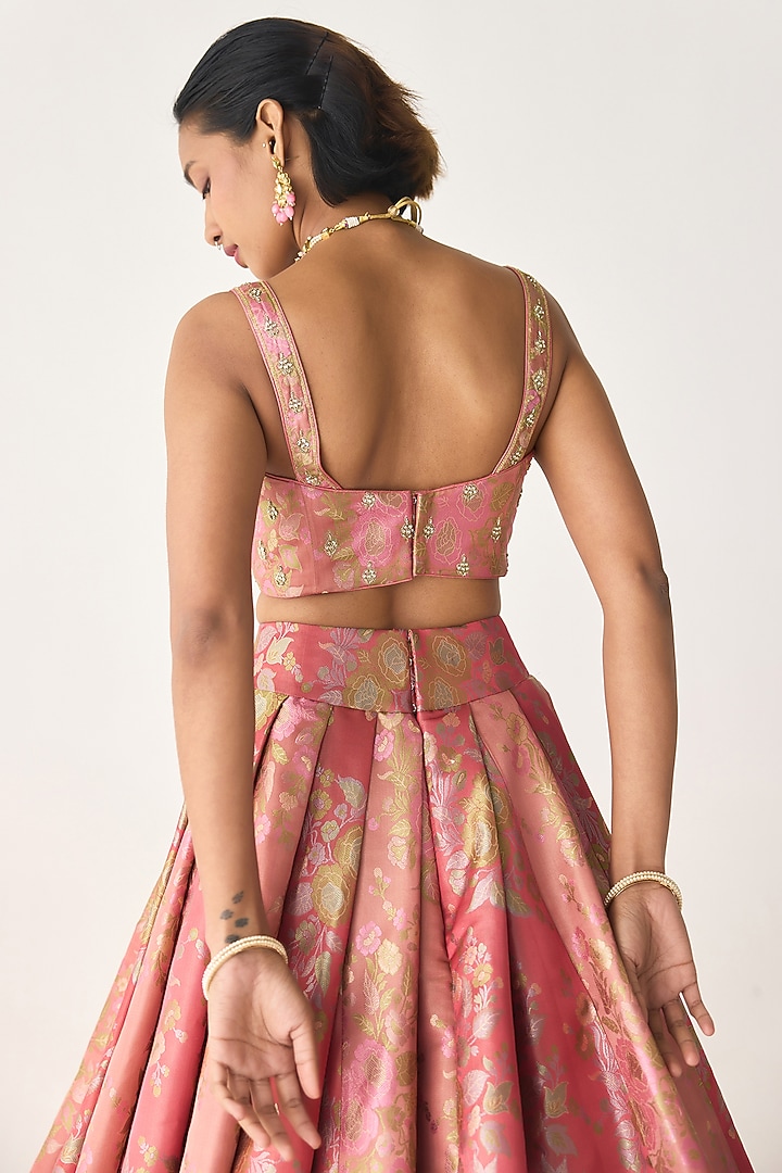 Tea Rose Brocade Pleated Wedding Lehenga Set by Shyam Narayan Prasad at Pernia's Pop Up Shop