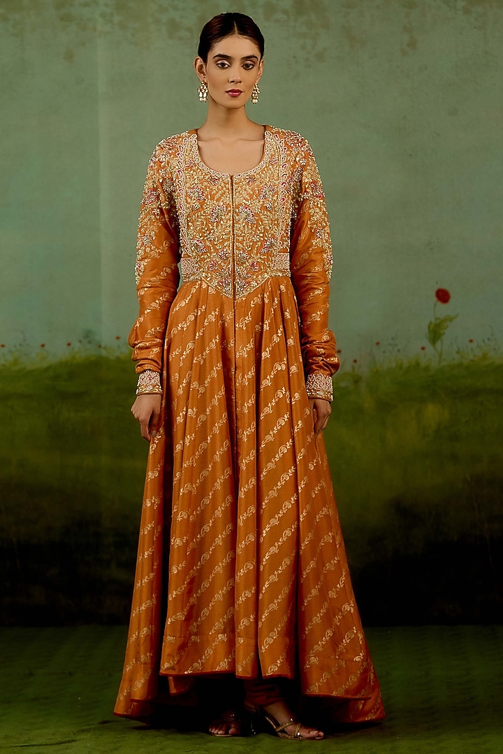 Golden & Orange Banarasi Brocade Embroidered Wedding Anarkali Set by Shyam Narayan Prasad at Pernia's Pop Up Shop