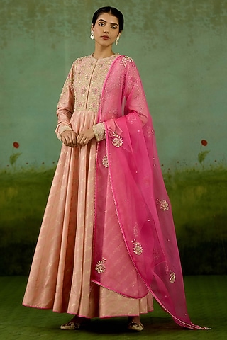 Rose Pink Banarasi Brocade Embroidered Anarkali Set by Shyam Narayan Prasad