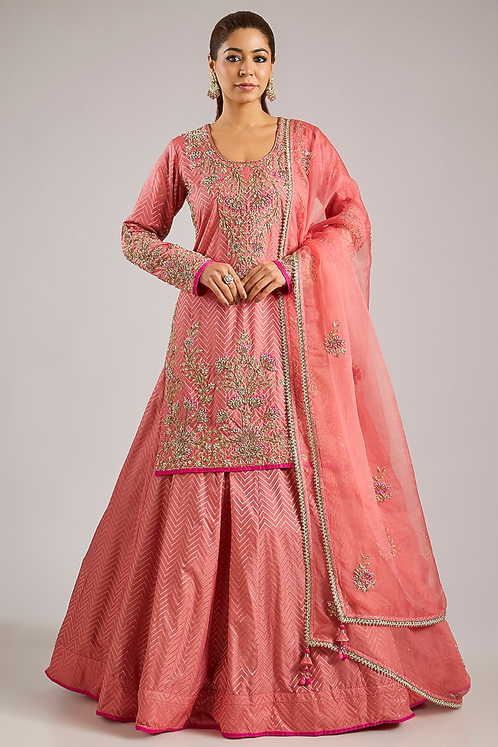 Salmon Pink Banarasi Silk Skirt Set by Shyam Narayan Prasad at Pernia's Pop Up Shop
