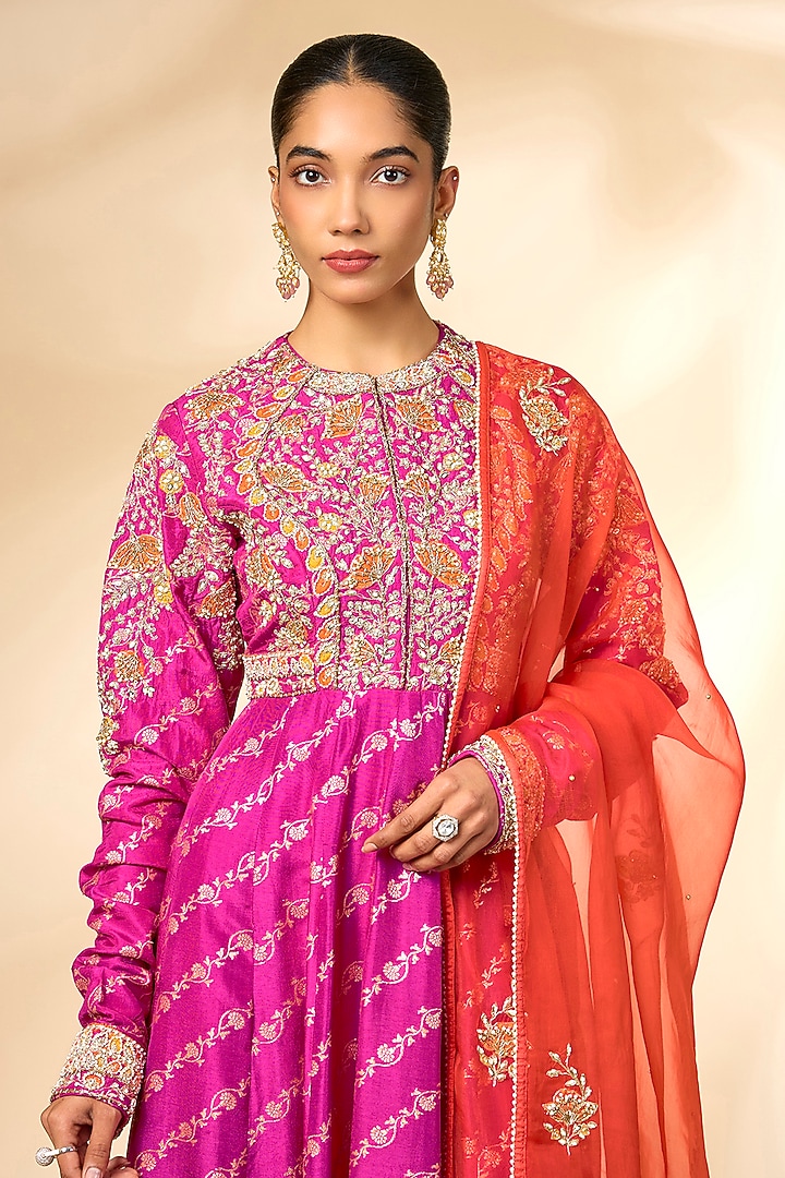 Rose Violet Banarasi Brocade Wedding Anarkali Set by Shyam Narayan Prasad at Pernia's Pop Up Shop