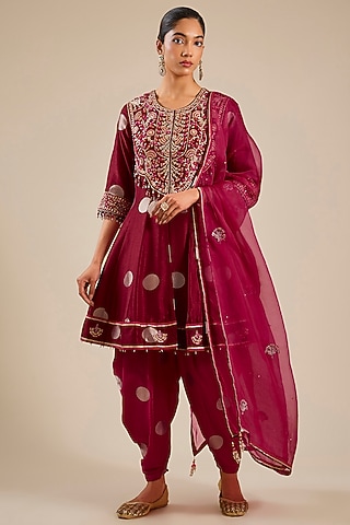 Maroon Silk Brocade Dhoti Set by Shyam Narayan Prasad