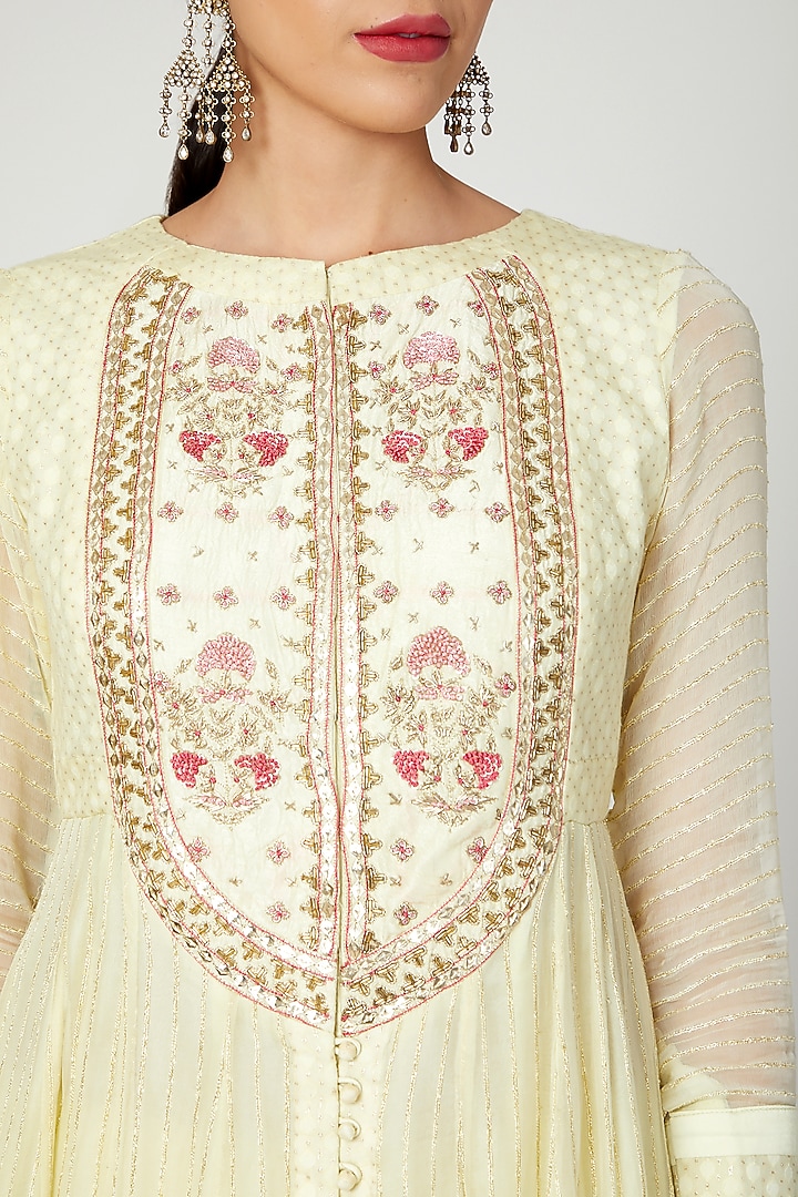 Cream Embroidered Party Wear Anarkali Set by Shyam Narayan Prasad at Pernia's Pop Up Shop