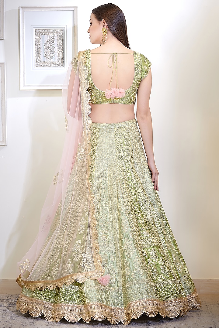 Green Embroidered Wedding Lehenga Set by Shyam Narayan Prasad at Pernia's Pop Up Shop