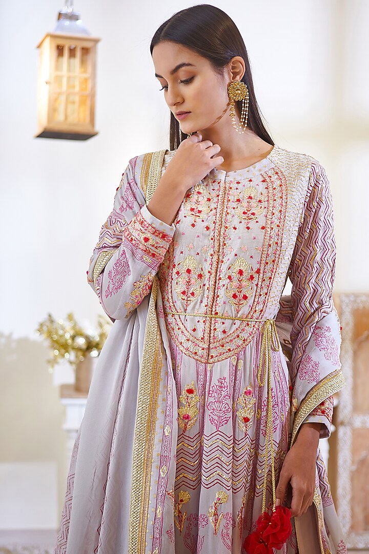 Mauve Printed & Embroidered Wedding Anarkali Set by Shyam Narayan Prasad at Pernia's Pop Up Shop