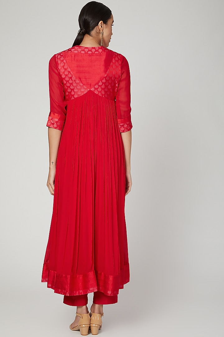 Red Brocade Angrakha Kurta Set by Shyam Narayan Prasad at Pernia's Pop Up Shop