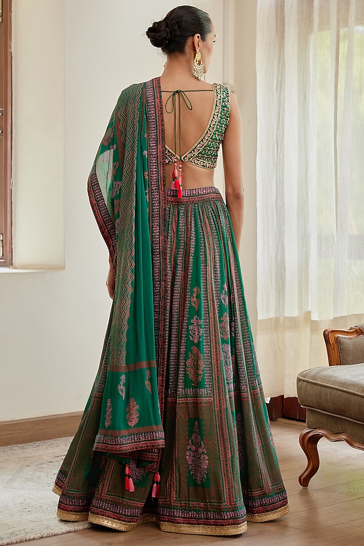 Dark Green Block Printed Wedding Lehenga Set by Shyam Narayan Prasad at Pernia's Pop Up Shop