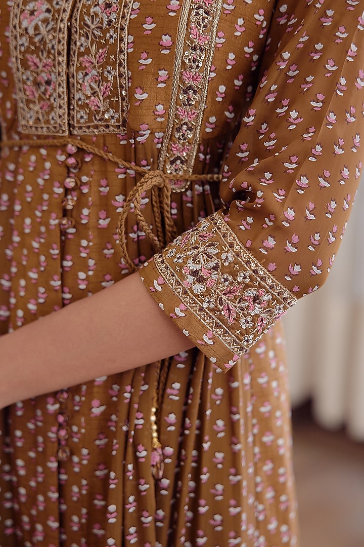 Brown Block Printed Wedding Anarkali Set by Shyam Narayan Prasad at Pernia's Pop Up Shop