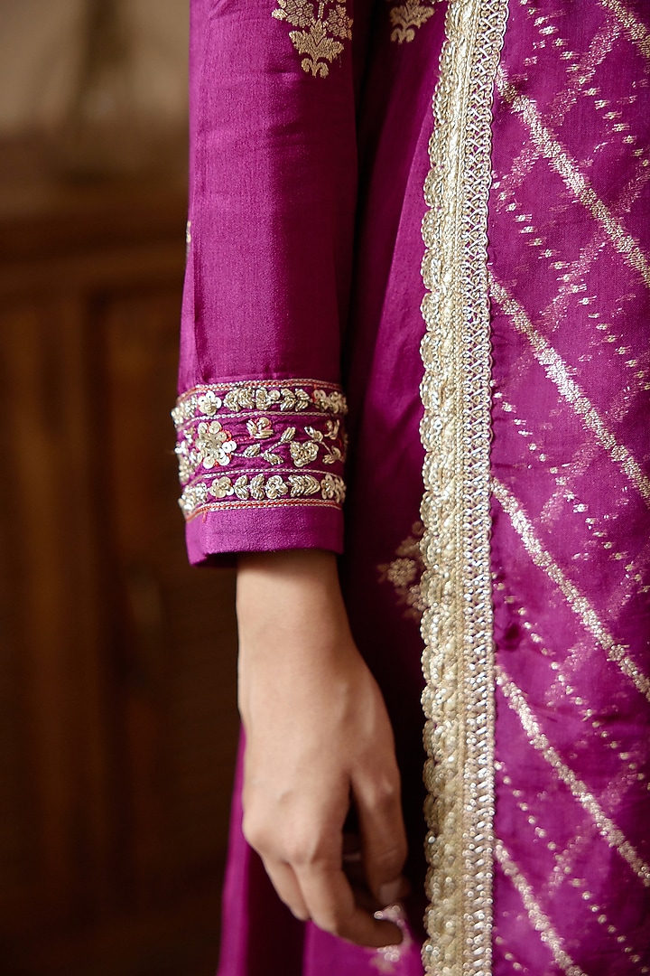 Wine Zardosi Embroidered Wedding Anarkali Set by Shyam Narayan Prasad at Pernia's Pop Up Shop